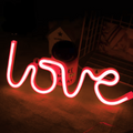 Placa Neon Love